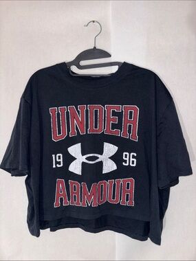 Under Armour cropped Black Tee with Red and White Graphic